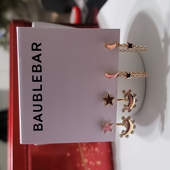 BAUBLEBAR EARRINGS SET. - Picture 3 of 4